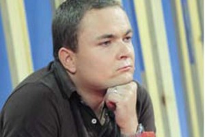 Pojasnilo: Zdaj so se spravili še na Janševega sina Črtomirja! Novinar Karba spraševal policijo o njegovi smrt