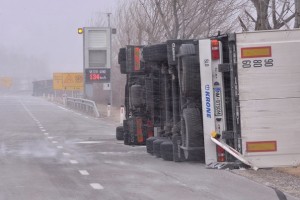 Primorsko spet tolče burja