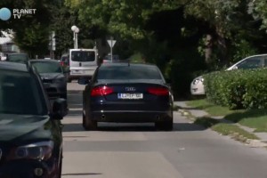 Politično-kapitalska omrežja: Zorana Jankovića zalotili pred Kučanovo hišo v Murglah!