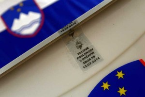 Glasovi po pošti iz Slovenije niso spremenili razmerij v novem DZ