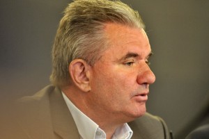 Poslanci SDS opozarjajo na težave občin zaradi davka na nepremičnine