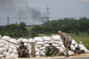 EU uvedla sankcije proti voditeljem proruskih separatistov v Ukrajini