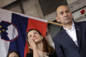 Urška Bačovnik Janša: Vedno, kadar grem na obisk k Janezu, gre Črtomir zraven
