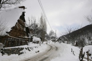 Makedonija z najvišjim indeksom bede, Katar najnižje