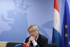Cerar: Davčna afera bo oslabila Junckerjev položaj