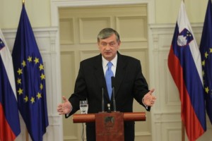 Pri Türku delajo neznane tajnice in lažni funkcionarji 