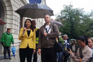 Patricija Šulin: Bratuškova je še lani v Stožicah prepevala "Evropa banda lopovska"!