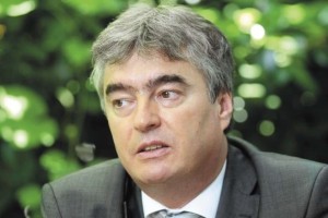 Zver: Predsednik republike ni poklican, da ob vsaki priložnosti javno okrca vlado