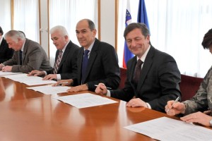 Janša sklical nov koalicijski vrh