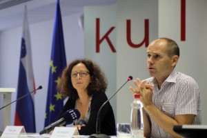 Stagnacija kulture na vseh nivojih, kulturnih protestnikov pa od nikoder.