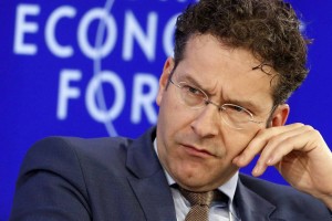 Dijsselbloem: Ni potrebe po razpravi o tretji pomoči Grčiji pred avgustom