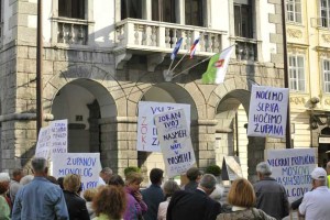 Civilne iniciative: Ljubljana ne sme postati Jankovičev kalifat