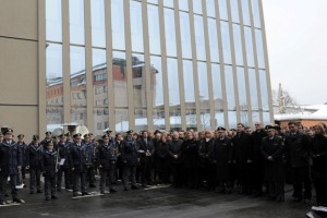 MNZ mora spremeniti najemno pogodbo za stavbo NPU