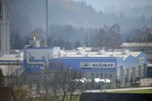 Lastniki Elana ne dajejo informacij o iskanju rešitve