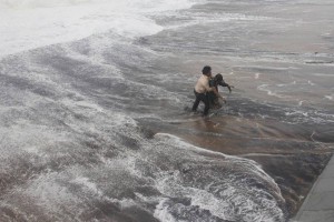 Ciklon Hudhud že pustoši po vzhodni obali Indije 