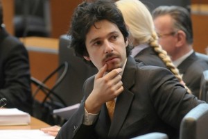 Poslanca Luko Jurija preiskujejo zaradi domnevnega nasilja nad ženo
