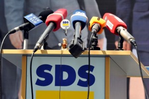 SDS o Patrii: Politično motiviran proces nelustriranega slovenskega sodstva