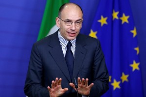 Letta porezal plače ministrov, ki so tudi poslanci