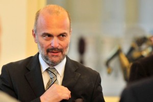 Bo poletje s stolčka direktorja TVS odneslo Lombergarja?