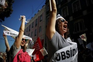 Italija odpušča 24.000 javnih uslužbencev