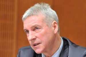 Poslanec PS Kavtičnik zanika, da bi moral zaradi podpore Jankoviću na zagovor k Bratuškovi