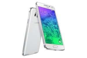 Še pred iPhonom v Sloveniji Samsung Galaxy Alpha