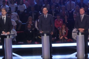 Janša krepko povečal prednost pred Virantom in Jankovićem