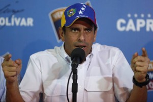 Capriles proti razglasitvi Madurove zmage; poziva k protestom