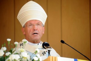 Stres, Turnšek in Erniša spomnili na pomen velikonočnega sporočila