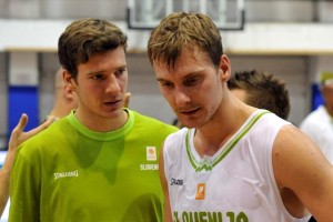 Slovenska junaka: brata Dragić sta atrakcija svetovnega prvenstva