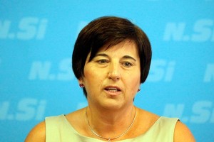 Obsodbe žvižganja Ljudmili Novak: Zrežirana akcija iz Slovenije