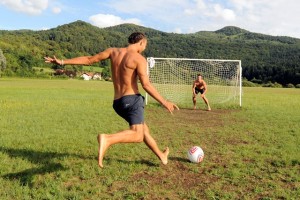 Poslancem ne bodo več financirali udeležbe na športnih dogodkih