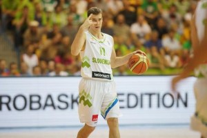 Velika zmaga slovenskih košarkarjev proti Špancem