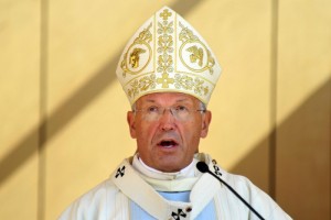 Stres med praznično mašo izpostavil moralno popolnost kot cilj našega življenja