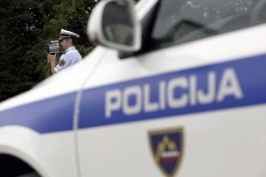 Po streljanju v Litiji tako policist kot vojak še vedno v bolnišnici 