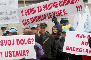 Sindikati: Država ne sme prodati Mercatorja 