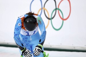 Mazejeva v kombinaciji z leseno kolajno, Fak s ponesrečenim nastopom