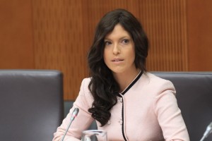 Irgl: Arhivsko gradivo mora ostati odprto zaradi zgodovinske resnice