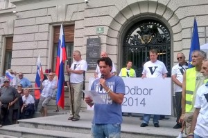 Pred sodiščem: Vlada nam mafija, ki ima generalštab v Murglah!