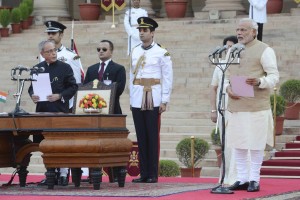 Narendra Modi prisegel kot premier Indije