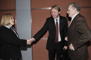 Naslednice nekdanje LDS samostojno na evropske volitve: Zares z Darjo Radič