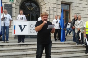 David Tasić: Med nami so morilci, ki so orožje samo začasno spravili v bunkerje