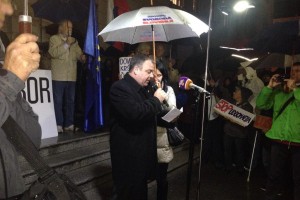 "Na pohodu je virus zmote, po katerem so spuščeni Kordez in podobni"