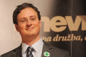 Marko Jaklič in Franc Henigman morata vrniti Vzajemni 360 tisočakov