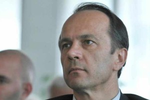 Grims: Slovenija je postala rdeči eksot, ki se mu poslovni partnerji izogibajo že na daleč