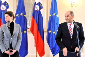 Janša, Bratuškova, Virant... Vsi šefi strank so Pahorju obljubili prihod na sestanek