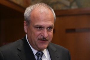 Velenjska Kontiča: ata vodi občino, sin pa avtokamp
