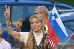 "Zbiramo se, ker se ne moremo pomiriti s krivico in stojimo za pravico" (FOTO)