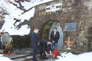 Tonin pred Barbarinim rovom: Spravo ni mogoče doseči s hujskaško retoriko