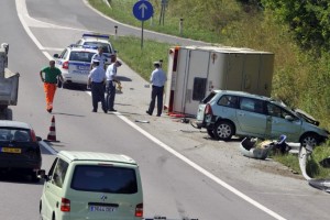 Danes obeležujemo Svetovni dan spomina na žrtve prometnih nesreč